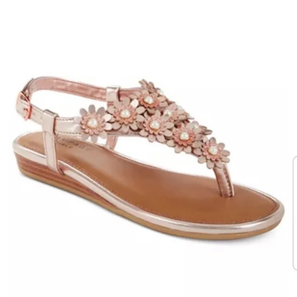 NEW Rampage Girls Sandals Brianna Rose Gold Sz 5 M  (sizes 2 & 4 also Available) - Picture 2 of 12